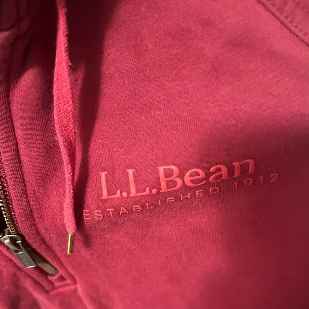 L.L. Bean Women's Red Pullover Jacket - Picture 2 of 4